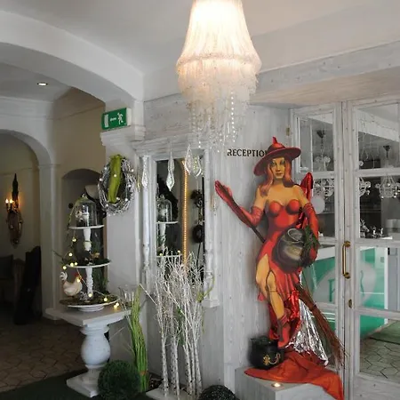 فندق Hubertus Boutiquehotel Fuerstenfeld