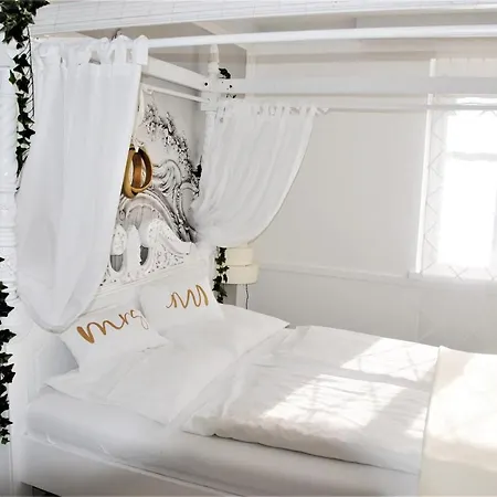 Hubertus Boutiquehotel Fuerstenfeld 3*